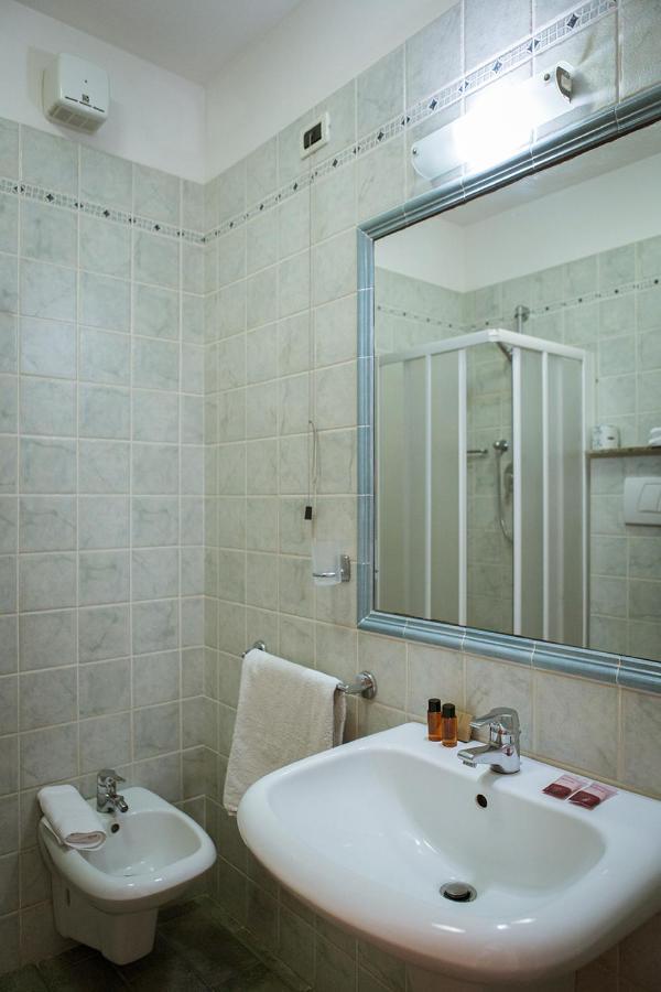 Apartments In Residence In Vada With Swimming Pool 450 Meters From The Sea Kültér fotó